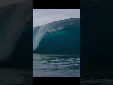 HUGE SET WAVE TEAHUPO O JUNE 2025