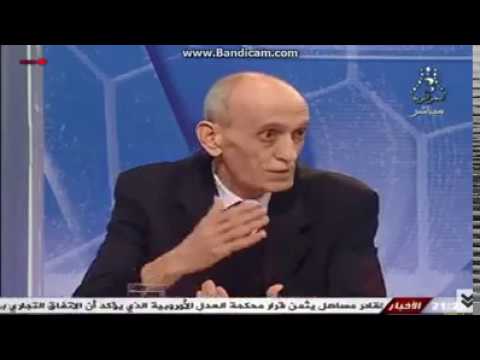 احتجاج انصار شبيبة سكيكدة على ضربة الجزاء في مبارات بارادو ملعب الدار البيضاء