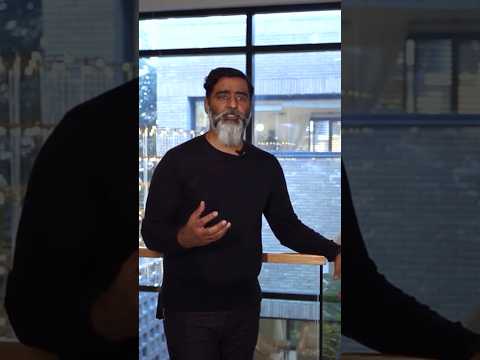 حديث عن التصميم علي عمر علوي يكشف عن القيمة والمسؤولية التي يتحملها المهندس المعماري