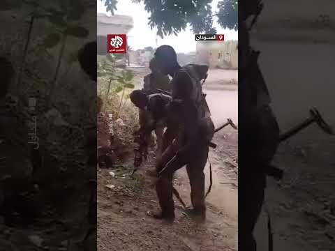 إطلاق كثيف للنيران خلال تصدي الجيش السوداني لهجوم الدعم السريع في مدينة الفاشر بولاية شمال دارفور