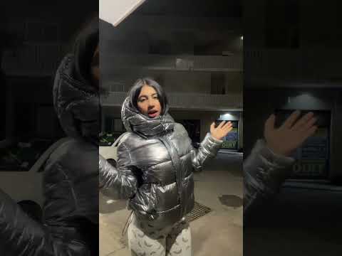 هيا مني تحشم وانا في البيضه نشم