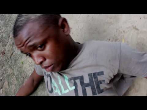 Mtazame Mdogo Wake Mbosso Alivyowaacha Hoi Mashabiki