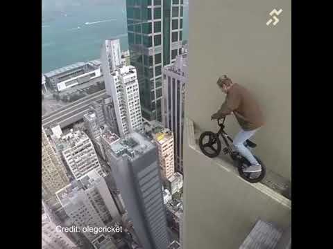 اخطر التحديات فوق ناطحات السحاب