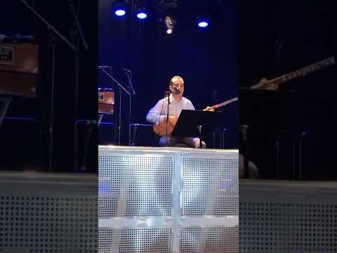 اجرای دلنشین اسد سرخوش در چهارمین جشنواره دمبوره سویدن اجرای دلنشین اسد سرخوش در چهارمین جشنواره دمبوره سویدن