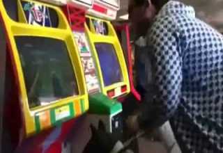 Final Furlong Arcade Game