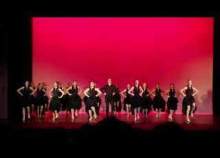 BAILA ME