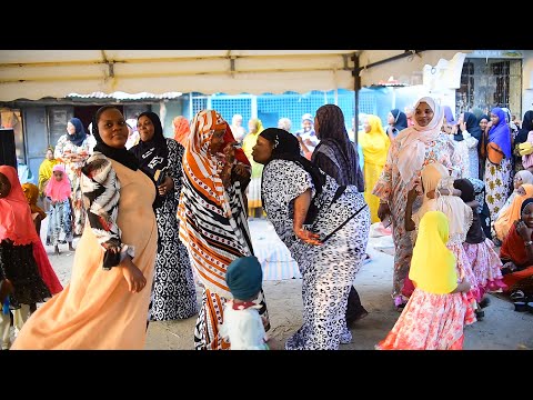DADA WA BIBI HARUSI ALIVOWACHEZESHA UWANJA MZIMA SHUHULI IMENOGA JIONEE MWNYEWE