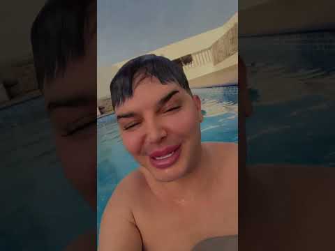 الشيخ نانو يتيري على عديانو في دبي قالكم عيدكم مبارك