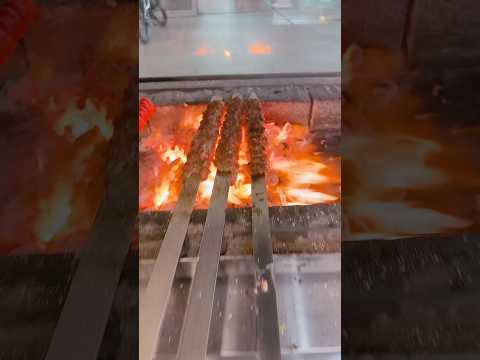 احذر ان تفعل ذلك عند شوي الكباب فيسبب فرط الكباب