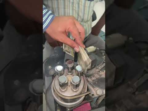 Dekho Note Counting Machine Me Kya Ho Rha Hai