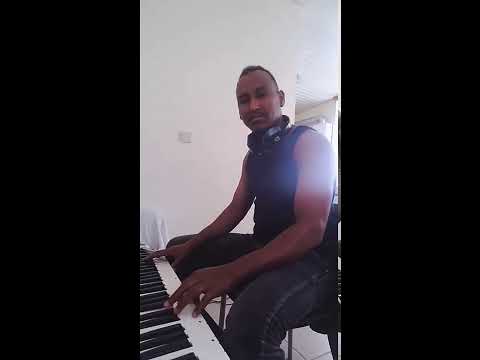 Dereje Dubale ደረጀ ዱባለ ግዴለም ልቤ ይችላል Coverd By Keyboard