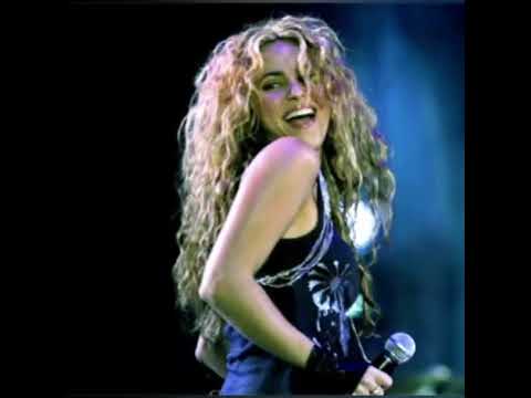 Shakira Clandistino