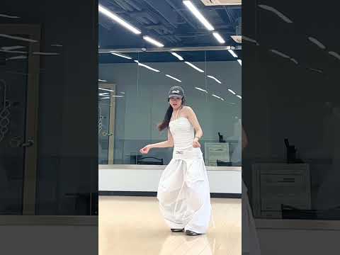 Shake It To The Max FLY Remix Dance Cover