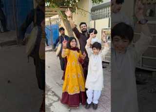  Omer K Taraf Sy Sab Ko Eid Mubarak