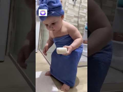 ماشاءالله الامير عم يتحمم بيبي كيوت