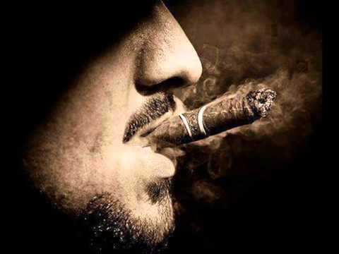 مصطفى كامل اقوى من الايام