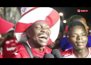  REFA KUTOKA KENYA AMKOSHA SHABIKI Wa SIMBA ATAKA DABI Ya TAREHE 3 ACHEZE YEYE TENA