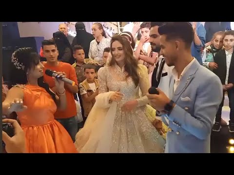 Bassma Atta Seb Westek Ya 3ares بسمه عطا و اسلام عطا سيب وسطك يا عريس عملو مفاجاه فى فرح اخوهم