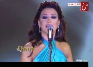  نجوى كرم مغرومه مهرجان زوق مكــايل 2005