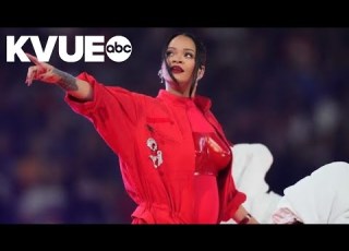  Rihanna Surpasses 200M In Singles Certifications