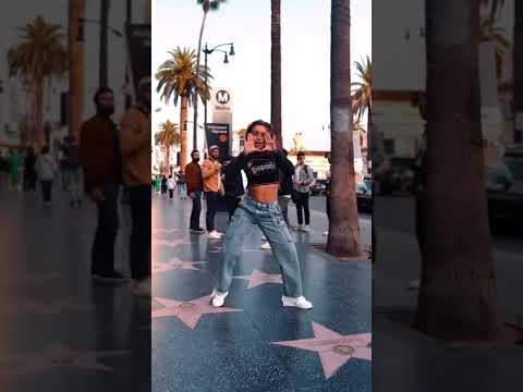 Yo Perreo Sola Bad Bunny Enola Bedard