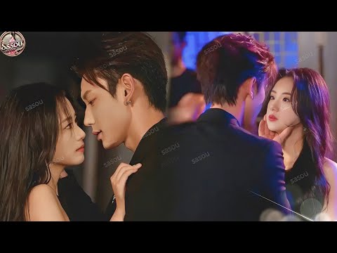 مليونير مغرور مجنون ببنت جميلة بيعشقها لدرجة الجنون لكن هي بترفضه فبيعاندها ويخطفها غصب عنها