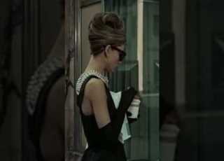  The Iconic Opening Scene Of Breakfast At Tiffany S 1961 Audreyhepburn Breakfastattiffany