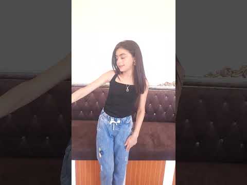 لانا ترند رقص كل الناس عالبحر