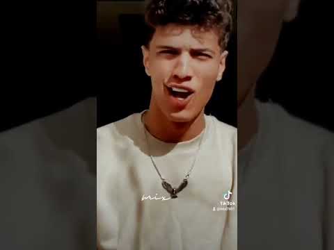 ياحبيبتي ازيك وازي حبيبك بقا