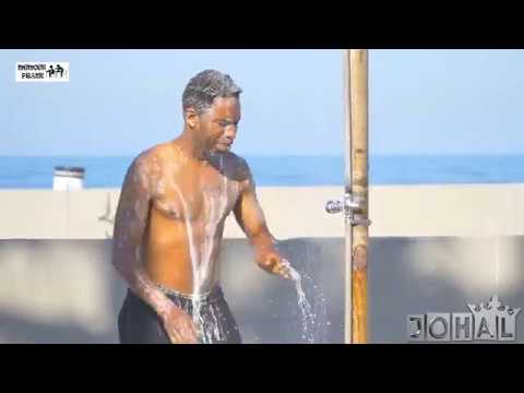 مقلب الشامبو المضحك جدا شاهد ردة فعلهم