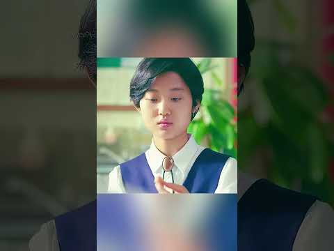 الفتاة التي أكلت ديدان ا حية في المدرسة ما حدث Shorts Shortvideo