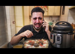  أمي كلمتني في التليفون وصدمتني أنا مش راجعة تاني من السفر