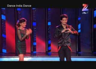 Zee Alwan2014 10 3 18 16 37