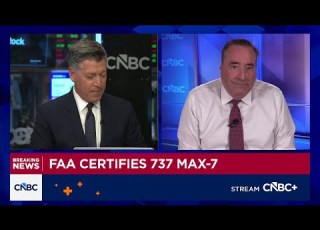  FAA Certifies Boeing S 737 Max 7