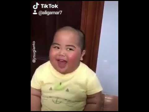 ضحكات اطفال