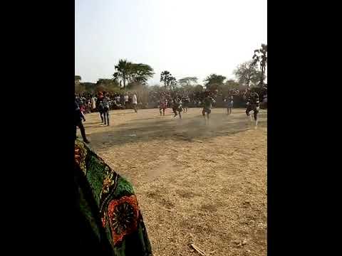 NYAGUMI FT NDAMA JIGOSHILA AMSHIDA NYAGUMI TAZAMA