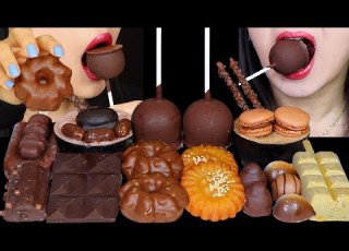  ASMR GIANT CHOCOLATE MOUSSE POPS MARSHMALLOW PINWHEELS DIAMOND DARK CHOCOLATE ICE CREAM YAKGWA먹방