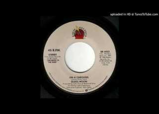  1982 269 Glass Moon On A Carousel 45 3 22