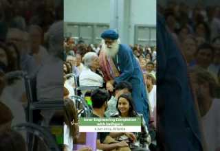 A Heartwarming Moment From The Inner Engineering Completion Program With Sadhguru In Atlanta A Heartwarming Moment From The Inner Engineering Completion Program With Sadhguru In Atlanta