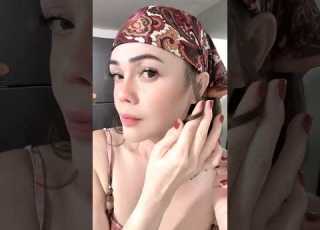  Wearing Scarf For The Ist Time