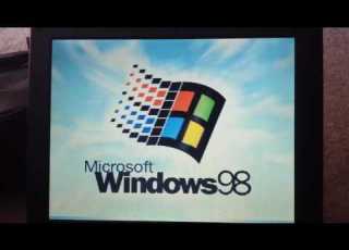  1998 Dell Inspiron 3200 D233ST Running Windows 98 Second Edition