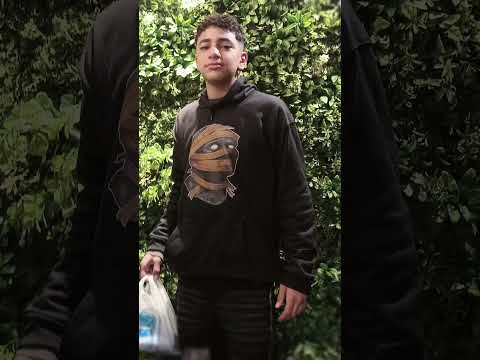 رجع اللي بيكتم على الانفاس