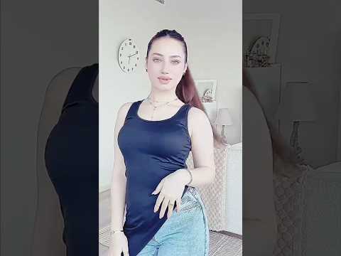 بتحبني طبعا يا حياتي لأنا والشامي