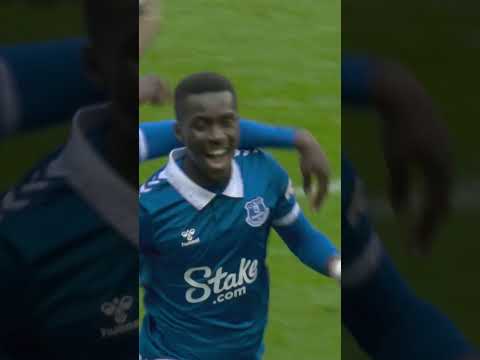 IDRISSA GANA GUEYE SCORES BIG GOAL AGAINST NOTTINGHAM FOREST Everton Premierleague Football