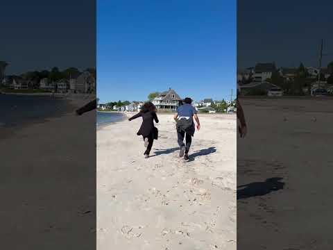 هات ايديك يا ولا وتعالى نجر ي