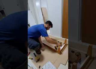 Montagem De Um Guarda Roupa RELLER Montador David