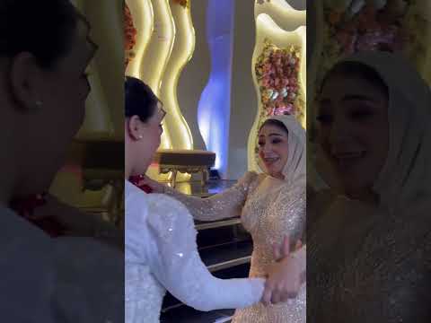 صاحبه العروسه عملت احلي مفجاه Explore Wedding Bridesmaids