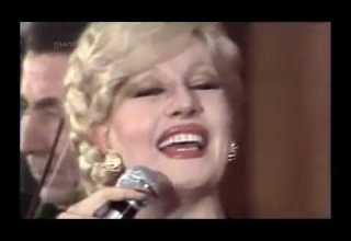 امل ساین خواننده محبوب ترکیه در ایران برنامه اجرا کرد