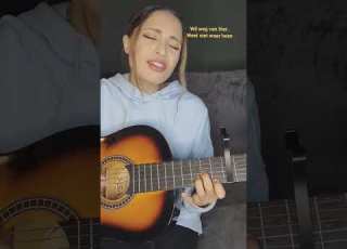 Weg Van Hier Zingen By Roxyrosa En Masri Liedje Muziek Zingen