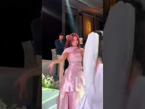 تاني انت تاني البنت ام الفستان الوردي Explore اكسبلور مصر